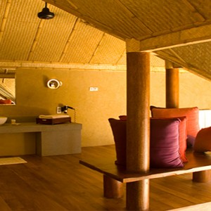 Jetwing Vil Uyana - Luxury Sri Lanka Holiday Packages - Forest Dwelling bathroom