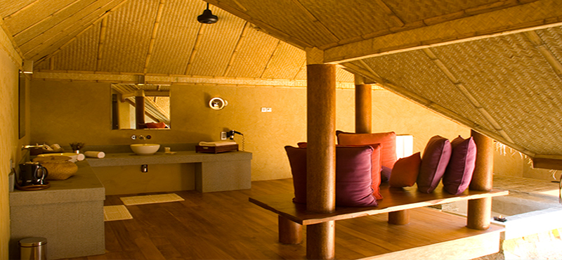 Jetwing Vil Uyana - Luxury Sri Lanka Holiday Packages - Forest Dwelling bathroom