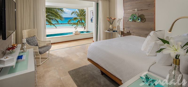 Luxury Barbados Holiday Packages Sandals Royal Barbados Beachfront One Bedroom Skypool Butler Suite W Balcony Tranquility Soaking Tub 2