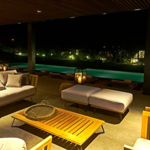 lounge - Sol y Luna Lodge and Spa - luxury peru holiday packages