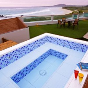 pool 6 - iguana crossing boutique hotel - ecuador and galapagos luxury holidays
