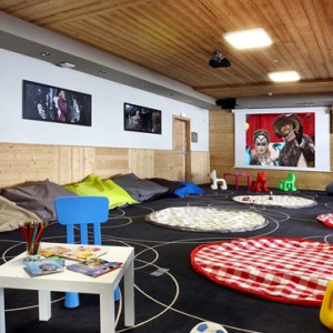 kids club - Koh i Nor Hotel - luxury canada holiday packages