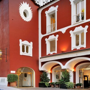 Le Sirenuse - Luxury Italy holiday Packages - hotel exterior