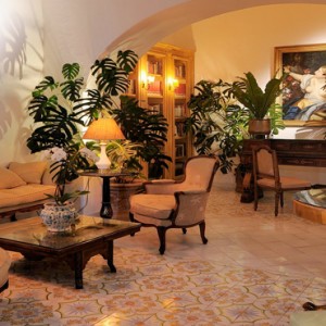 Le Sirenuse - Luxury Italy holiday Packages - lobby