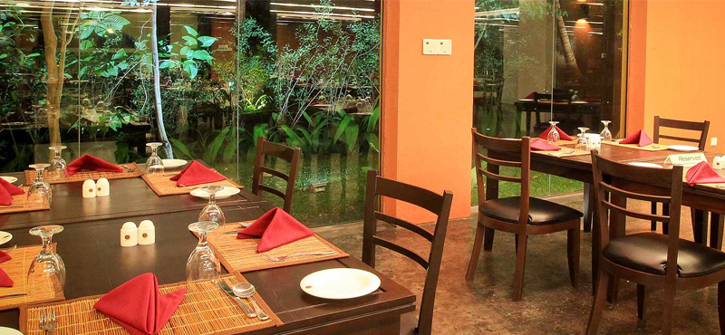 Luxury Sri Lanka Holiday Packages Grand Udawalawe Safari Resort Restaurant