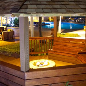 Luxury St Lucia Holiday Packages Coconut Bay Beach Resort And Spa Fire Pit 2