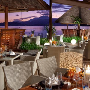 dining 2 - gaya island resort borneo - luxury borneo holiday packages