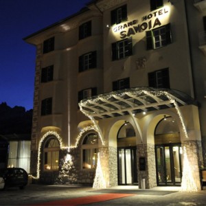 exterior 2 - grand hotel savoia - luxury italy holiday packages