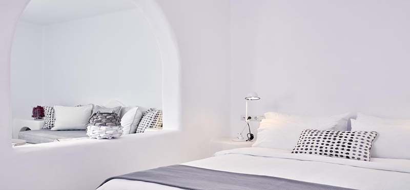 Cliff Side Suites Santorini - Luxury Greece Honeymoon Packages - suite rooms