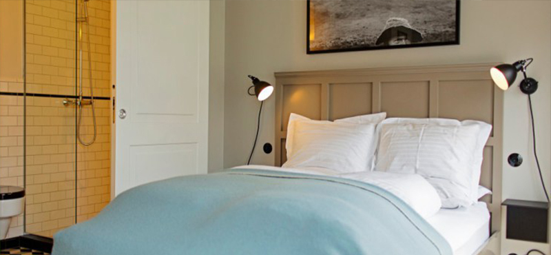 Kvosin Downtown Hotel - Luxury Iceland Holiday Packages - Junior Suite bedroom