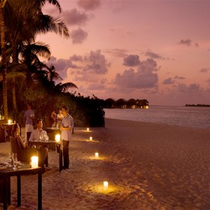 Sun Aqua Vilu Reef - Luxury Maldives Honeymoon Packages - The Welldone