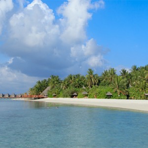 Sun Aqua Vilu Reef - Luxury Maldives holiday Packages - beach