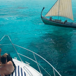 Sun Aqua Vilu Reef - Luxury Maldives holiday Packages - boat cruise