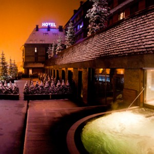 exterior - Hotel Val de Neu - Luxury Ski Holiday Packages