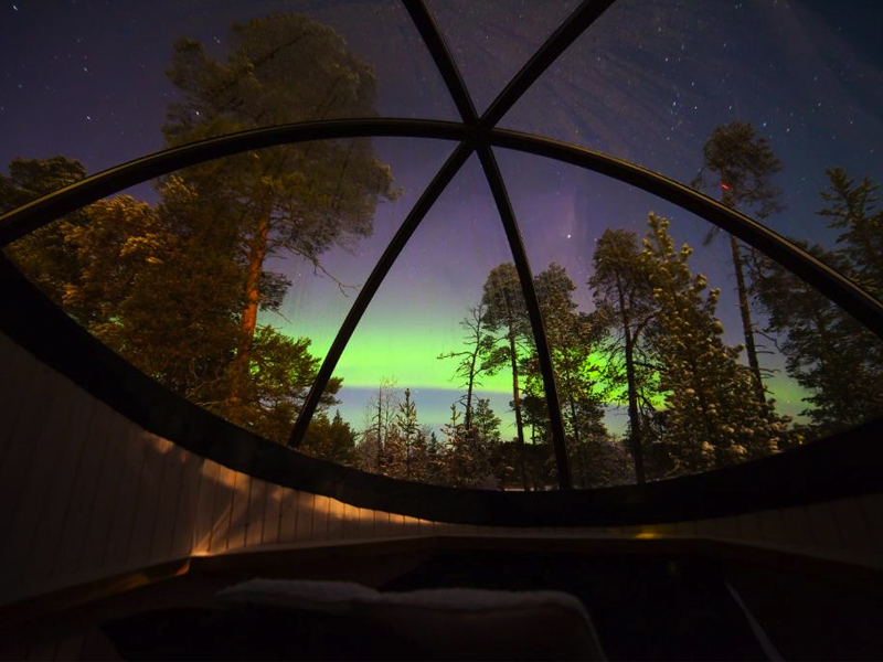 The Best Hotels To See The Northern Lights Aurora Bubble