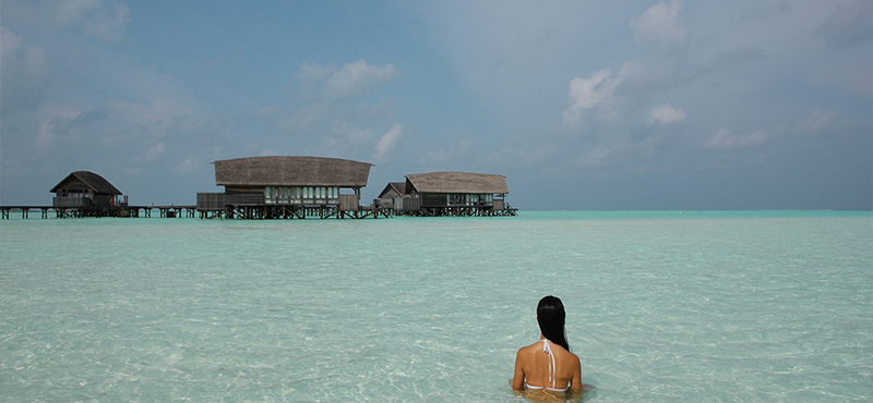 luxury maldives holiday packages COMO Cocoa Island one bedroom villa