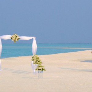 luxury maldives holiday packages COMO cocoa island wedding