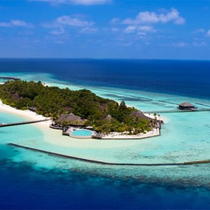 luxury maldives holiday packages - komandoo island -island