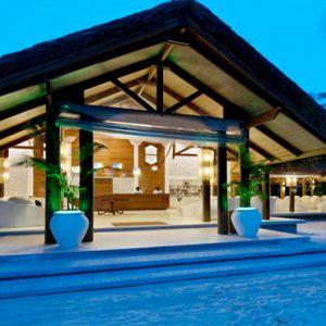 Kuramathi Maldives Luxury Luxury Maldives Holiday Packages Reception