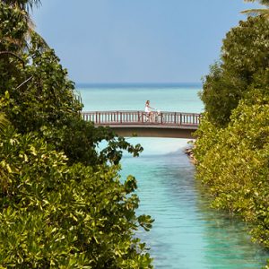 Luxury Holiday Maldives Packages One And Only Reethi Rah Maldives Bridge