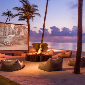 Luxury Holiday Maldives Packages One And Only Reethi Rah Maldives Cinema On The Beach