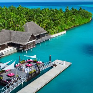 Luxury Holiday Maldives Packages One And Only Reethi Rah Maldives Jetty