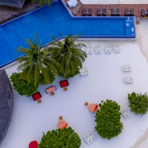 Luxury Maldives Holiday Packages Kuramathi Island Resort Maldives Sand Bar 2