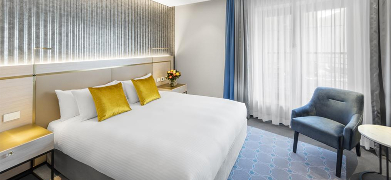 Luxury Sydney Holiday Packages Radisson Blu Plaza Hotel Sydney Business Class Suite