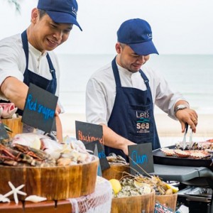 Luxury Hua Hin Holiday Packages Lets Sea Alfreco Resort Dining 3