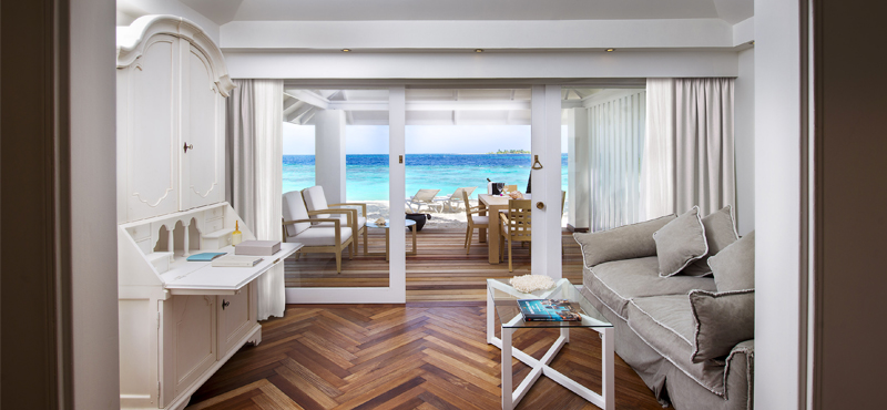 Maldives Honeymoon Packages Diamonds Athuruga Junior Suite 2