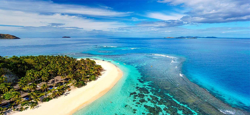 Luxury Fiji Holiday Packages - Matamanoa Island Resort Fiji - beach front bure