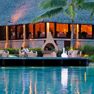 luxury bora bora holiday packages - intercontinental bora bora resort and thalasso spa - dining