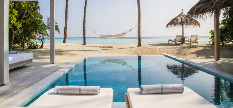 Luxury Maldives holiday packages - Kanuhura Maldives - retreat grand beach pool villa