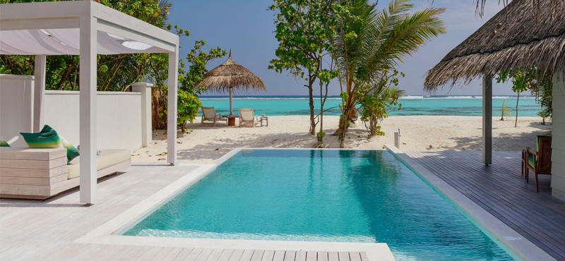 Luxury Maldives holiday packages - Kanuhura Maldives - retreat grand beach pool villa