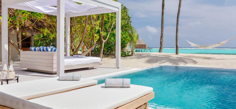 Luxury Maldives holiday packages - Kanuhura Maldives - retreat grand beach pool villa
