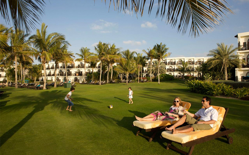Best Family Hotels In Dubai Ja Palm Tree Court