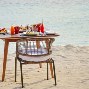 luxury maldives holiday packages - dhigali maldives - dining