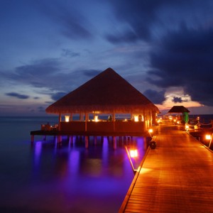 Luxury Maldives holiday packages - Kanuhura Maldives - jetty