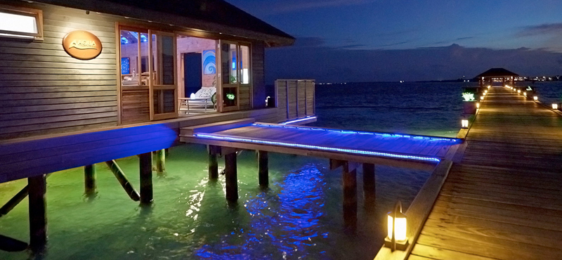 luxury maldives holiday packages - komandoo island - aqua fine dining