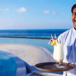 luxury maldives holiday packages - komandoo island - service