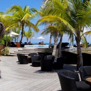 luxury maldives holiday packages - komandoo island - dining