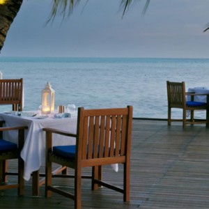 Luxury Maldives Holiday Packages Olhuveli Beach And Spa Resort Maldives Dining 2
