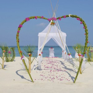 Luxury Maldives Holiday Packages Olhuveli Beach And Spa Resort Maldives Wedding 2