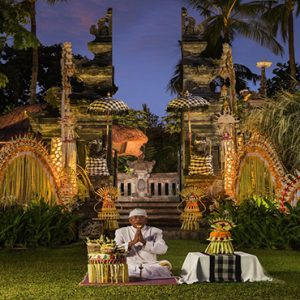 Bali holiday Packages The Laguna Bali Balinese Blessing