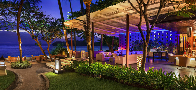 Bali holiday Packages The Laguna Bali Kul Kul Bar