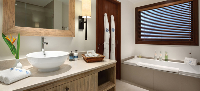 Kempinski Seychelles One Bedroom Sea View Garden Suite Bathroom