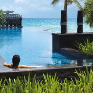 Luxury Philippine Holiday Packages Shangri Las Boracay Bar Resort And Spa Pool 4