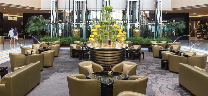 Dubai Honeymoon Packages Jumeirah Emirates Towers Daefi Lounge