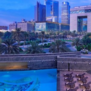 Dubai holiday Packages Jumeirah Emirates Towers Pool