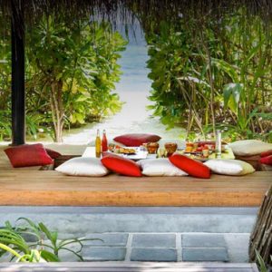 Luxury Maldives Holiday Packages Anantara Kihavah Maldives In Villa Dining